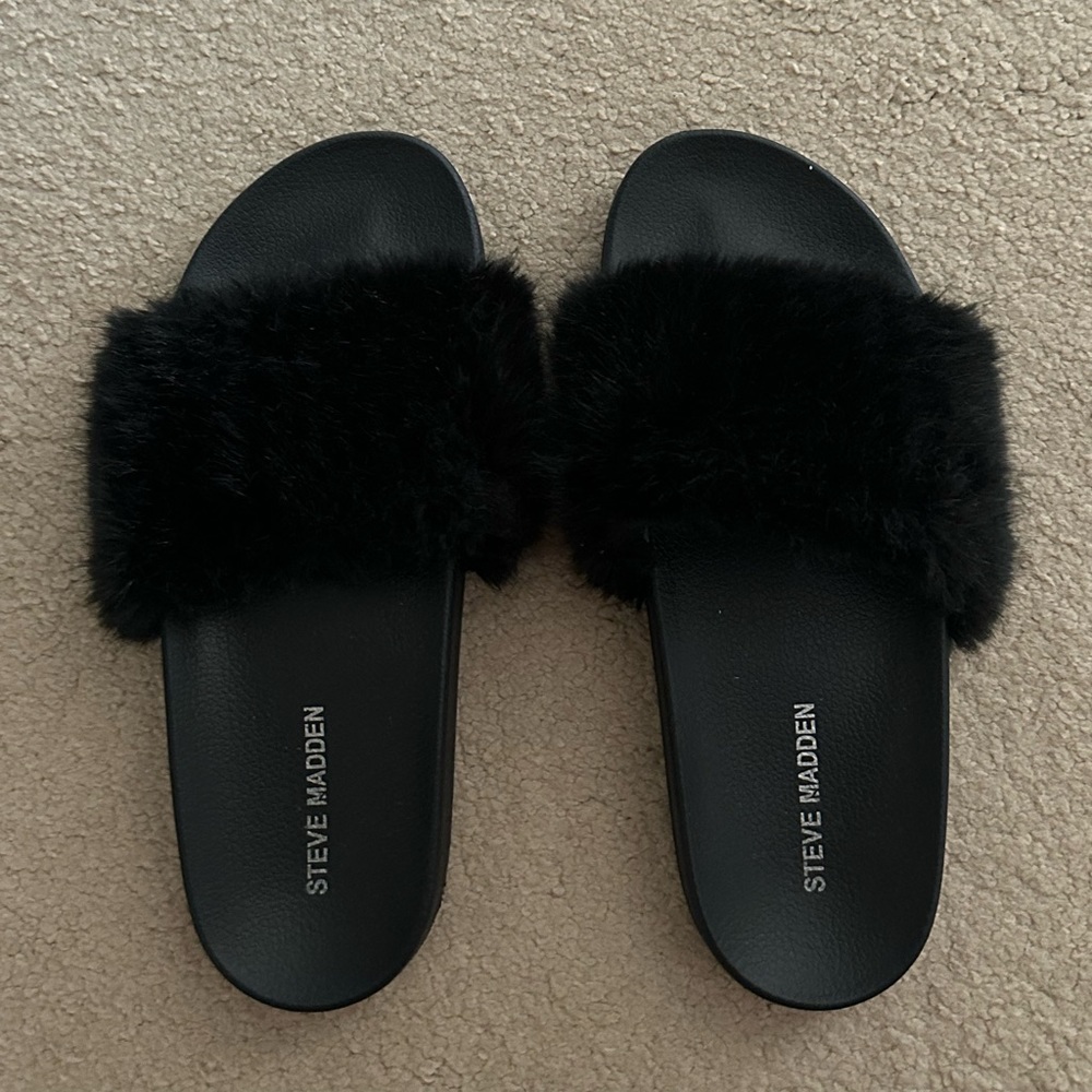 Steve Madden Fur slides